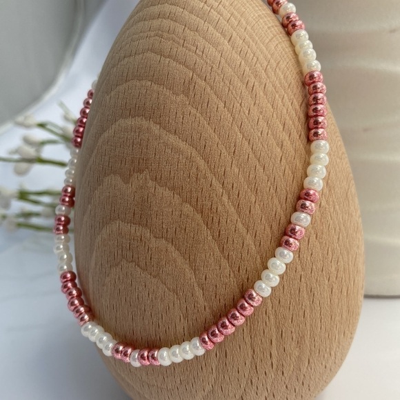 STRETCH Beaded Anklet Pearl and Pink - Picture 2 of 10